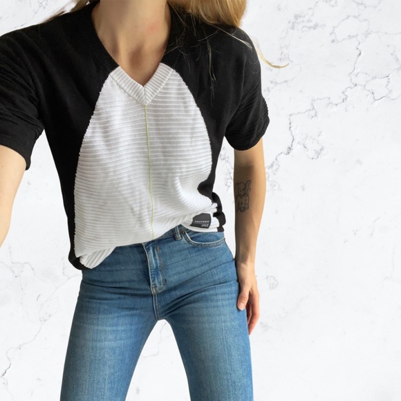 ADIDAS EQUIPMENT ribbed sweatshirt in size 10 - Picture 7 of 14